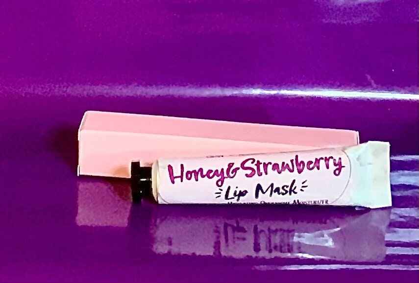 StrawberryHYA Lip Masque w/ Sodium Hyaluronate, Honey, Squalane, Peptides - Sweet All-Natural Lip Plumping Moisturizer