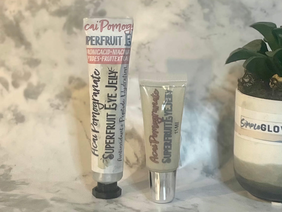 Niacinamide Benefits: Brighter Skin, Smaller Pores, and Less Redness - Simple Glow Skincare