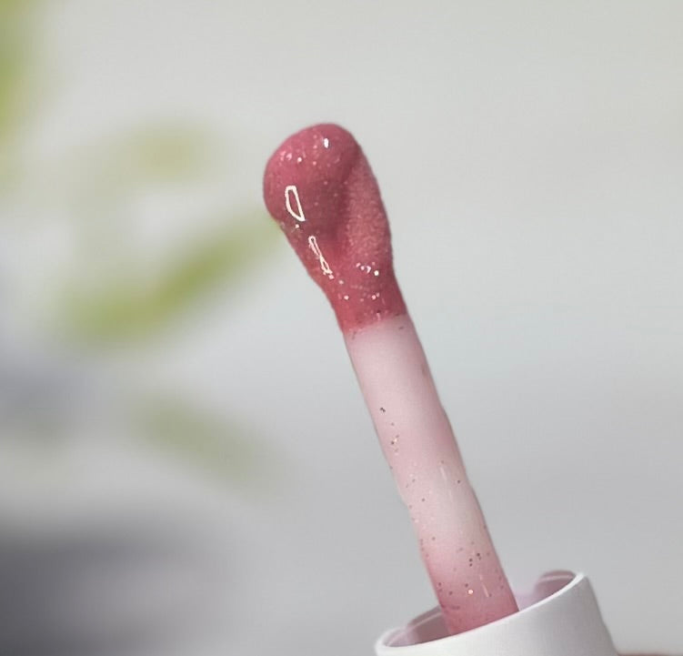 SoftPink Shimmer Plumping Lip Oil w/Vitamin C, HyA, CoQ10 - All-Natural Plumping Lip Gloss (Copy)