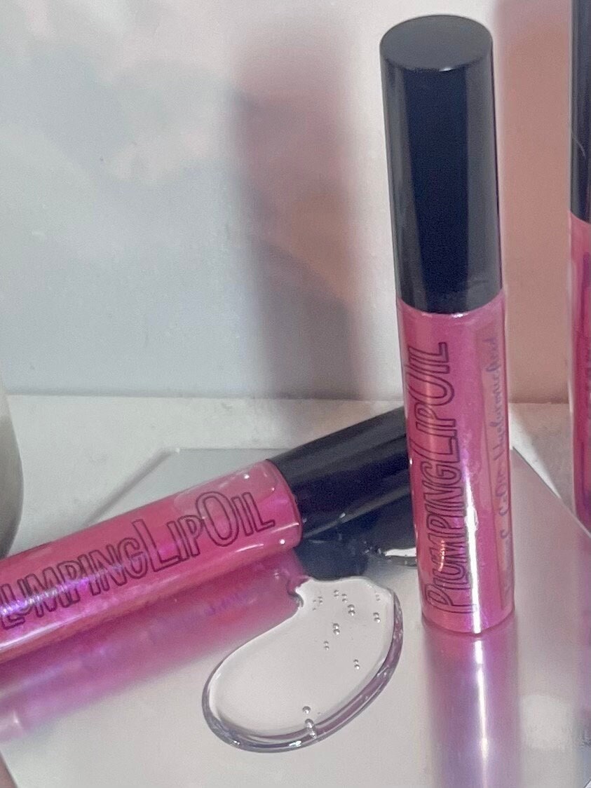 Simple Glow Plumping Lip Oil